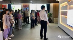 五指山市中青年干部培训班到访江东金融湾考察调研